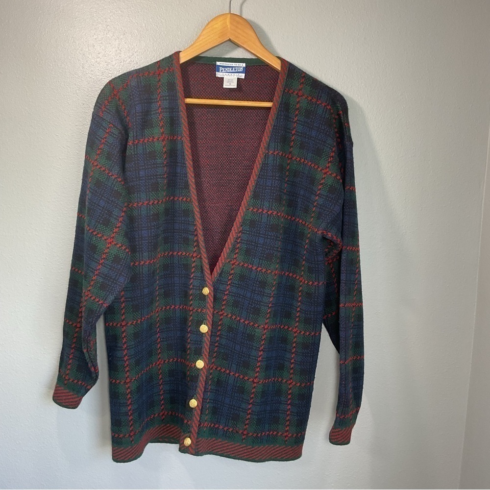 Pendleton Woman's Cardigan Sweater Medium Plaid V Neck Wool Vintage Made in USA - Picture 2 of 6